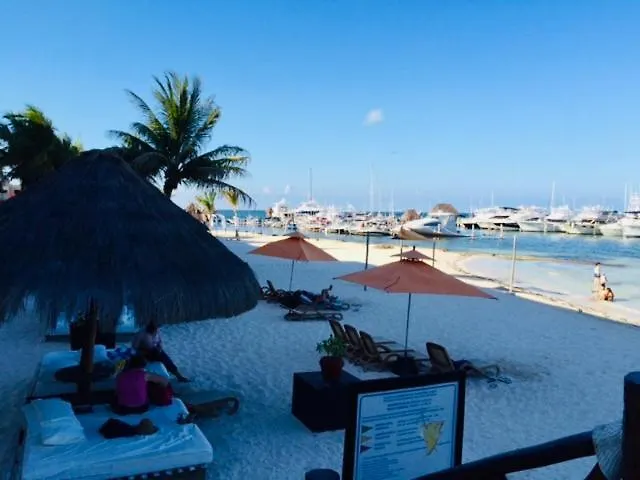 Punta Me Beautiful Apartment Beach Front In The Hotel & Waterpark Cancun 0*,  Mexico
