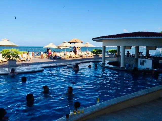 Punta Me Beautiful Apartment Beach Front In The Hotel & Waterpark Cancun