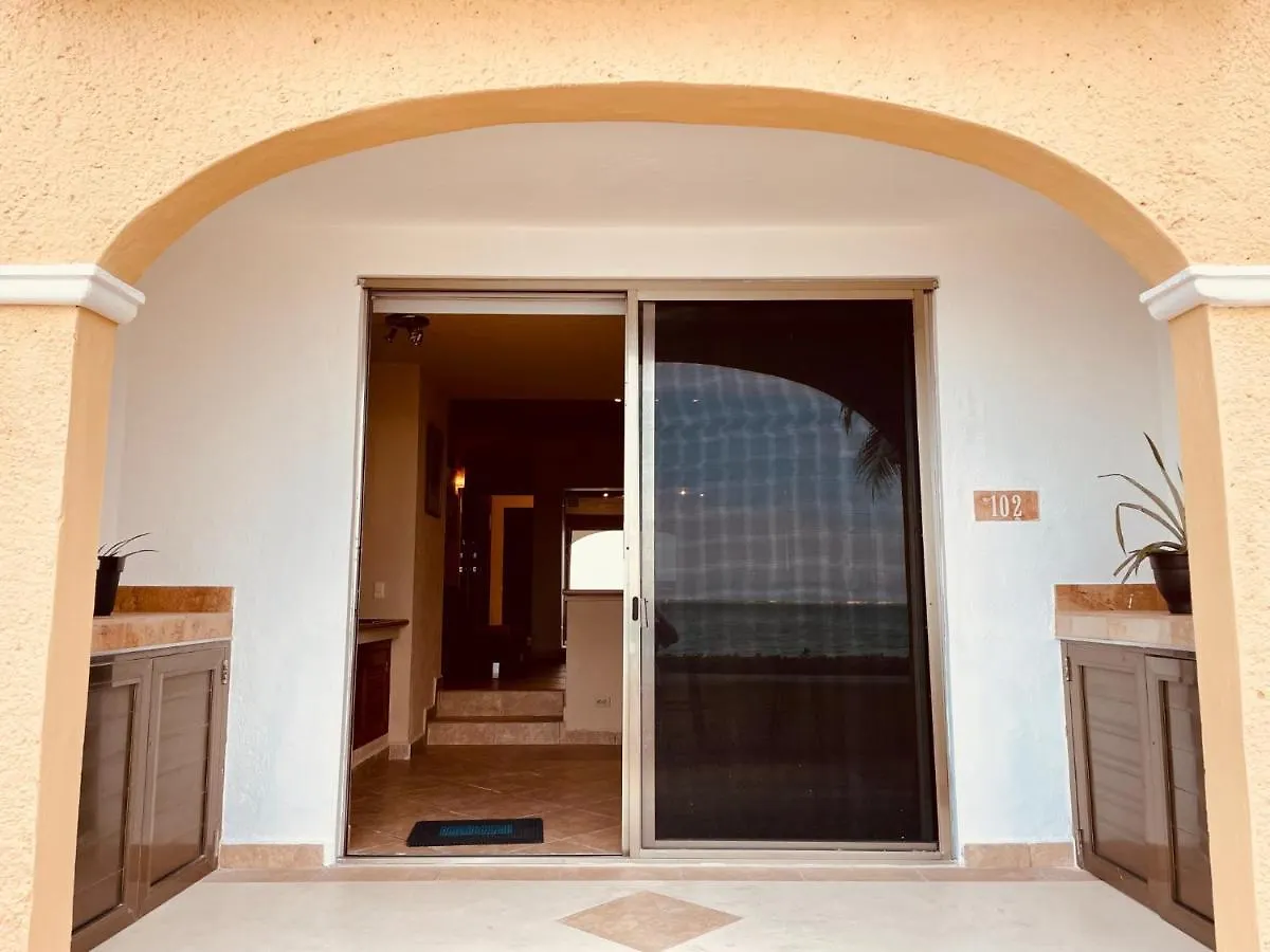 Punta Me Beautiful Apartment Beach Front In The Hotel & Waterpark Cancún